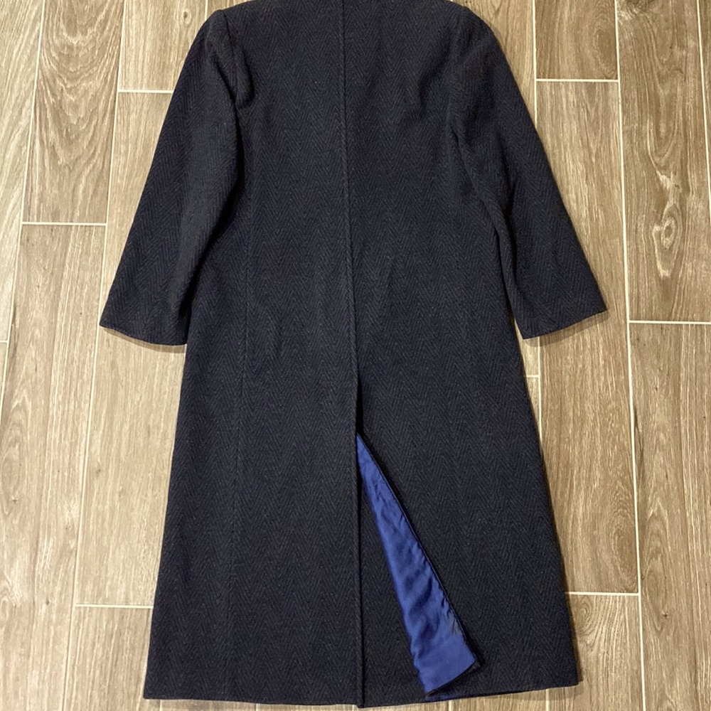 MADE IN ITALY WOOL COAT with slit at the back, size 10 length50width20sleeve23 - Picture 3 of 6
